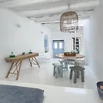 Brunella Paros Hébergement de vacances *