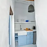 Brunella Paros * ナウサ