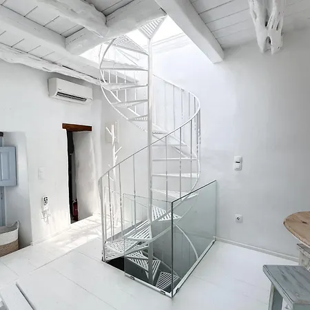 Brunella Paros Náoussa